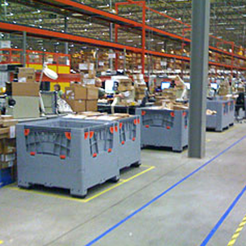 AUER Packaging AUER Packaging tárolóládák Hollandiában a DHL-nél
