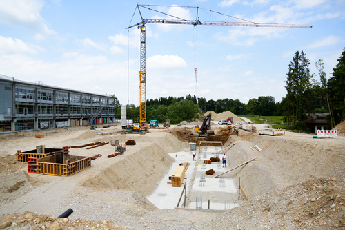 AUER Packaging Bau der dritten Fertigungshalle begonnen